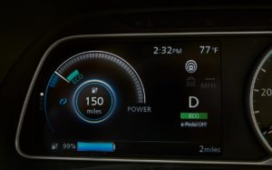 Інтер'єр Nissan Leaf 2018 — фото 14