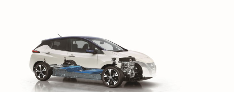 Розміщення батареї Nissan Leaf 2018