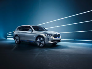 Концепт електричного кросовера BMW iX3 - фото 2