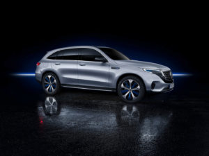 Екстер'єр Mercedes-Benz EQC — фото 4