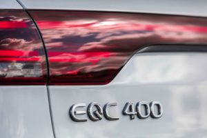 Екстер'єр Mercedes-Benz EQC — фото 7