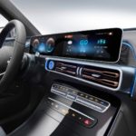 Інтер'єр Mercedes-Benz EQC — фото 2