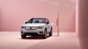 Електромобіль Volvo XC40 Recharge